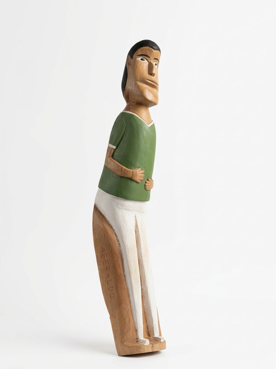 Escultura Homem Camisa Verde  - Aberaldo