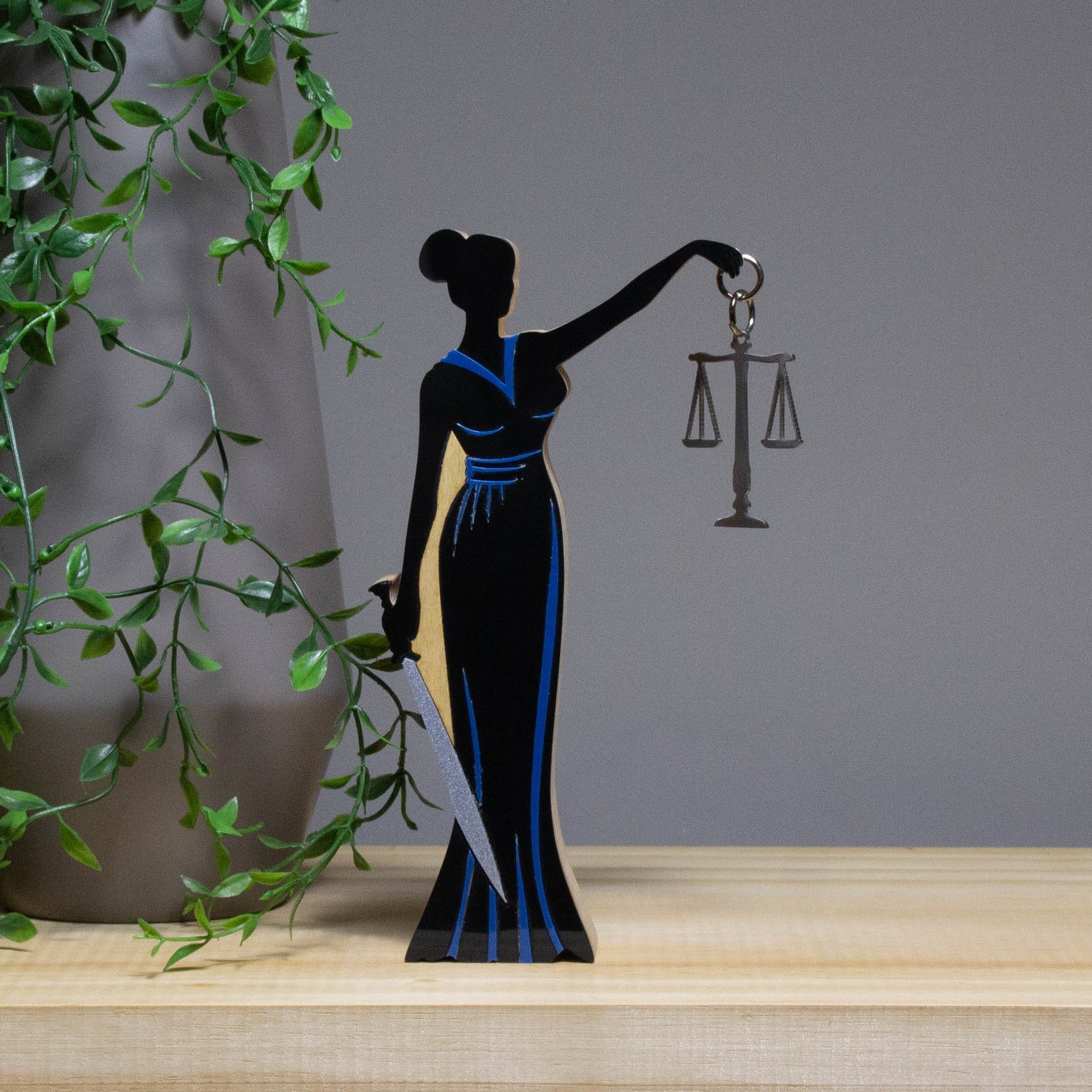 Deusa da Justiça - Profissões